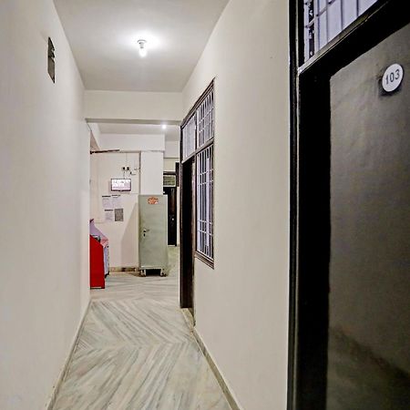 Spot On Raj Hotel Vip Near Worlds Of Wonder Kalkaji Devi Экстерьер фото