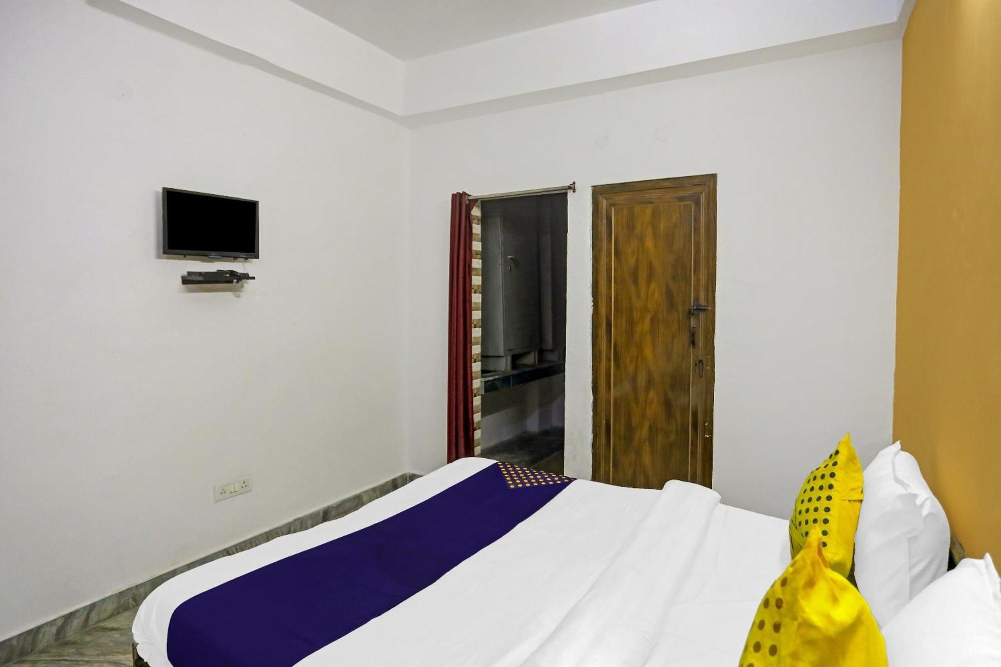Spot On Raj Hotel Vip Near Worlds Of Wonder Kalkaji Devi Экстерьер фото